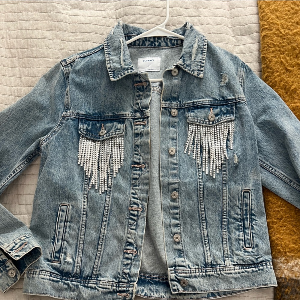 Old Navy Light Blue Denim Jacket with Rhinestone Details. Perfect for date night